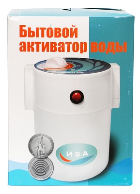 Устройство поставляется в фирменной картонной коробке с описанием на русском языке (нажмите на фото для увеличения)