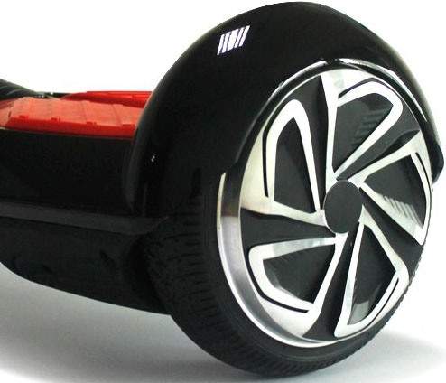 Диски колес гироскутера выполнены литыми